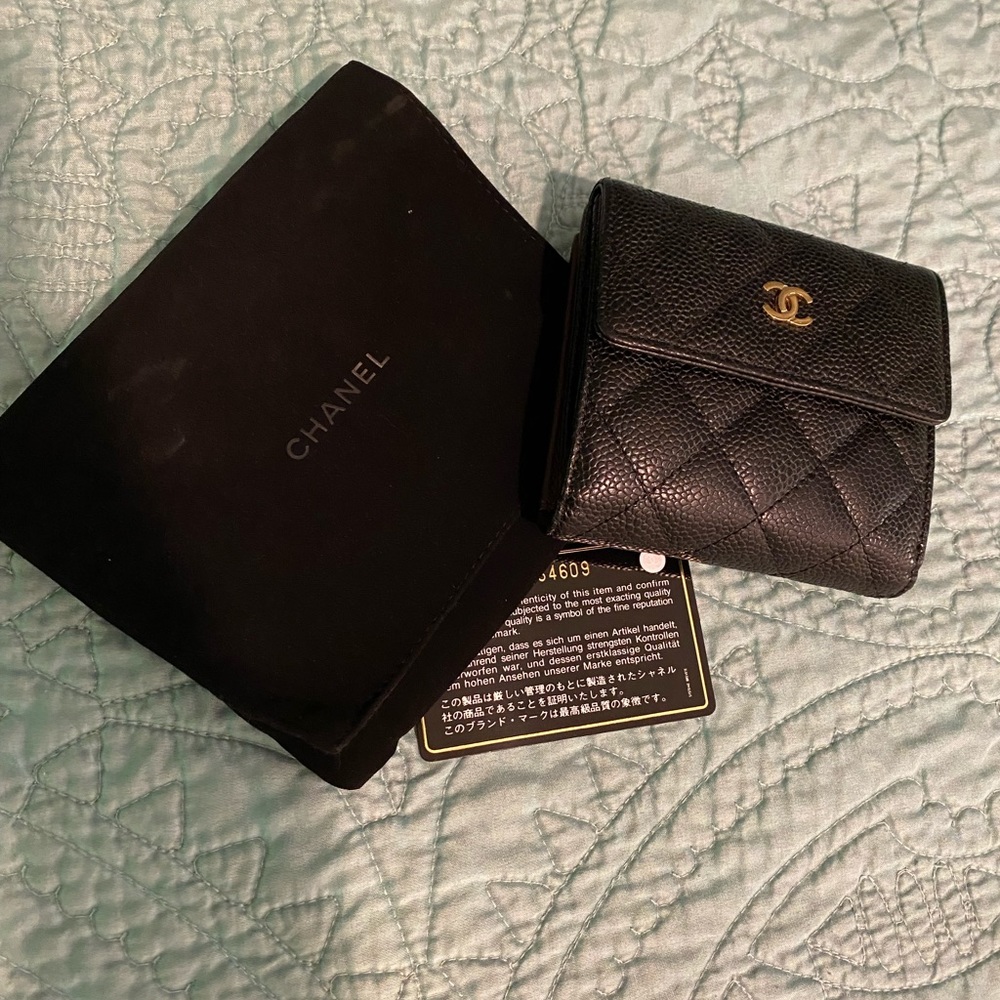Chanel Bi Fold wallet
